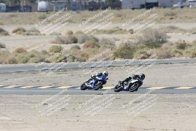 media/Oct-05-2025-CVMA (Sun) [[beeef4f201]]/Race 10-Formula Lightweight Twins Shootout/